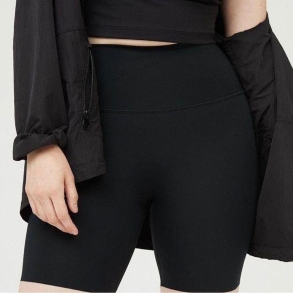 Aerie Womens 7” Biker Shorts Yoga Size XS Extra Small Black Athletic Leisure